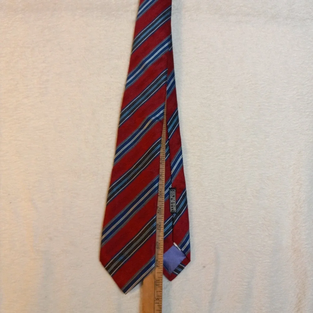 JZ Gallery Collection Striped SILK Tie Red blue grey ALL SILK-HAND MADE IN U.S.A